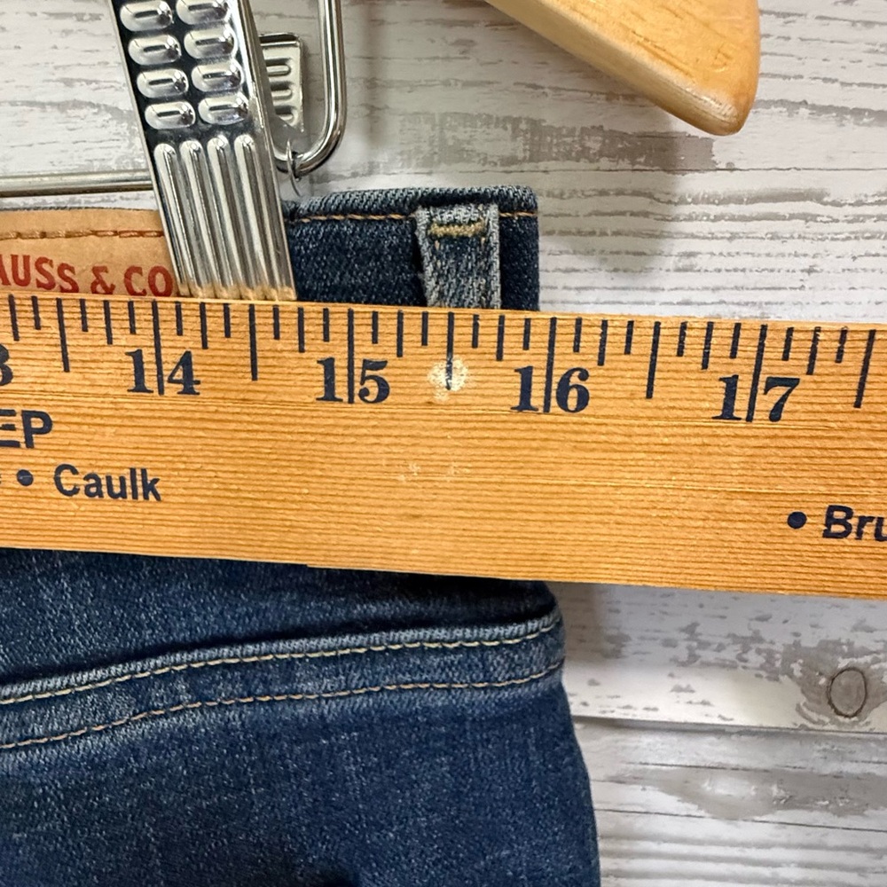 Levi's Women's Medium Wash Bootcut Jeans - Picture 8 of 12